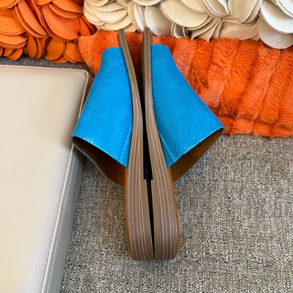 ❣️🆕Franco Sarto Gem Sandals teal / blue snakeskin embossed texture leather❣️ - Picture 8 of 10